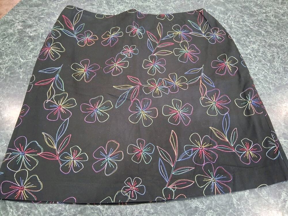 Petite Sophisticate Black Cotton A-Line Skirt Colorful Floral Embroidery Sz 14 P